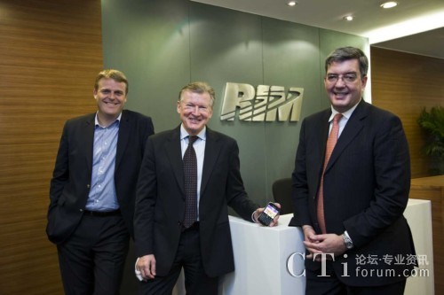 RIM��˾��̫�^(q��)�߼�������Urpo Karjalainen���� (�D��) �� RIM�Ї��^(q��)�����x������� (�D��) �� ��RIM�Ї��^(q��)�N�۸����ü恆̫�^(q��)���ϠI�N������Alex Lambeek���� (�D��)